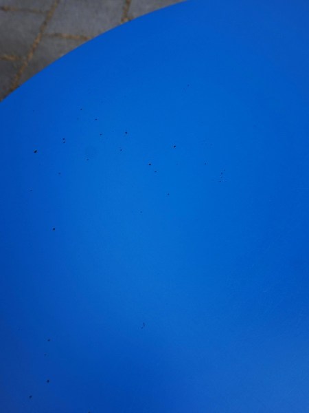 Willy van der Meeren-Vintage-Tubax-formica-halve-maan-kinder-tafeltjes-bureautjes-blauwe-ronde-horeca-tables-semi-circular-00004